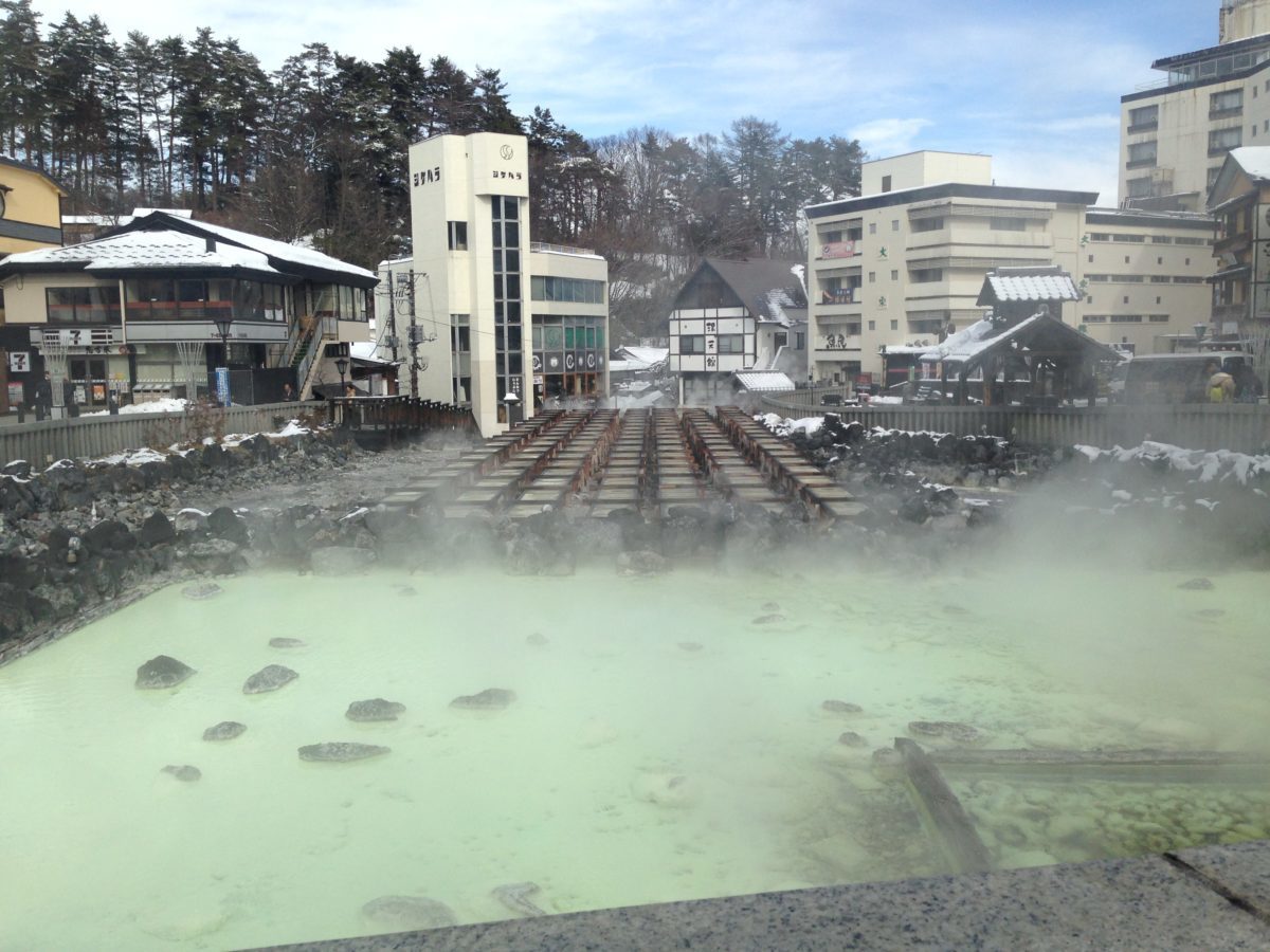 草津湯畑冬