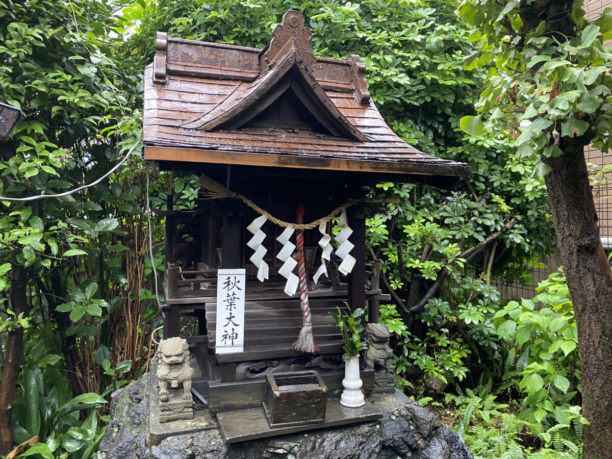 秋葉原柳森神社