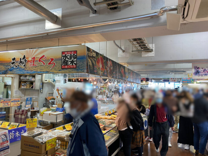 みうら・みさき海の駅うらりマルシェ