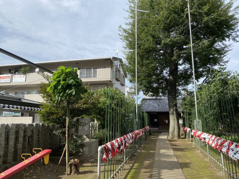 川越出世稲荷神社