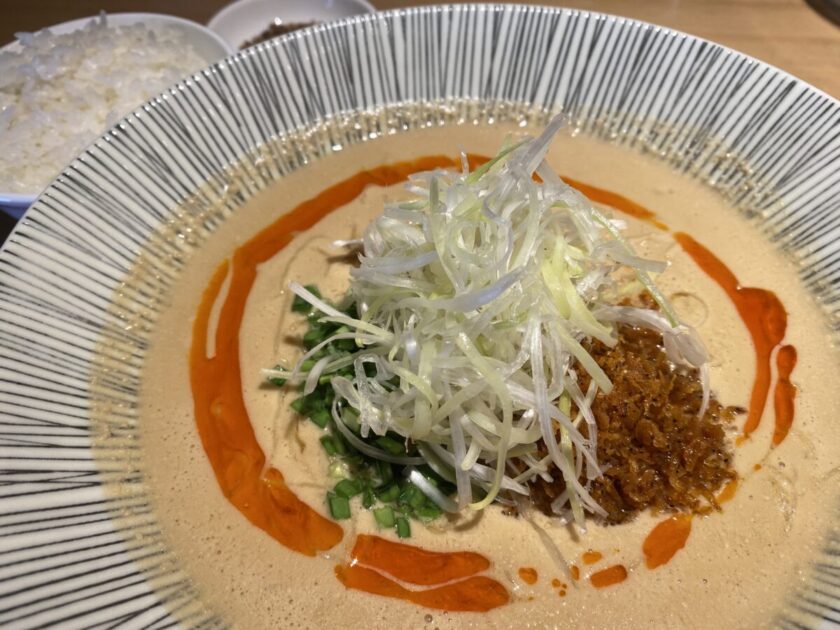 坦々麺一龍新富町