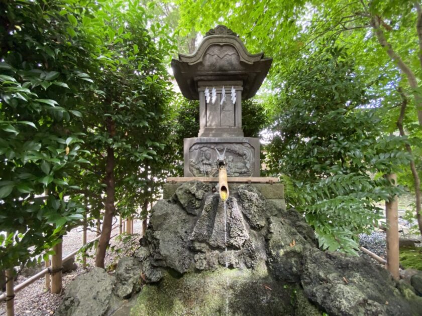 大國魂神社水神社