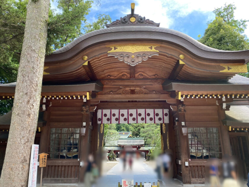 大國魂神社随神門