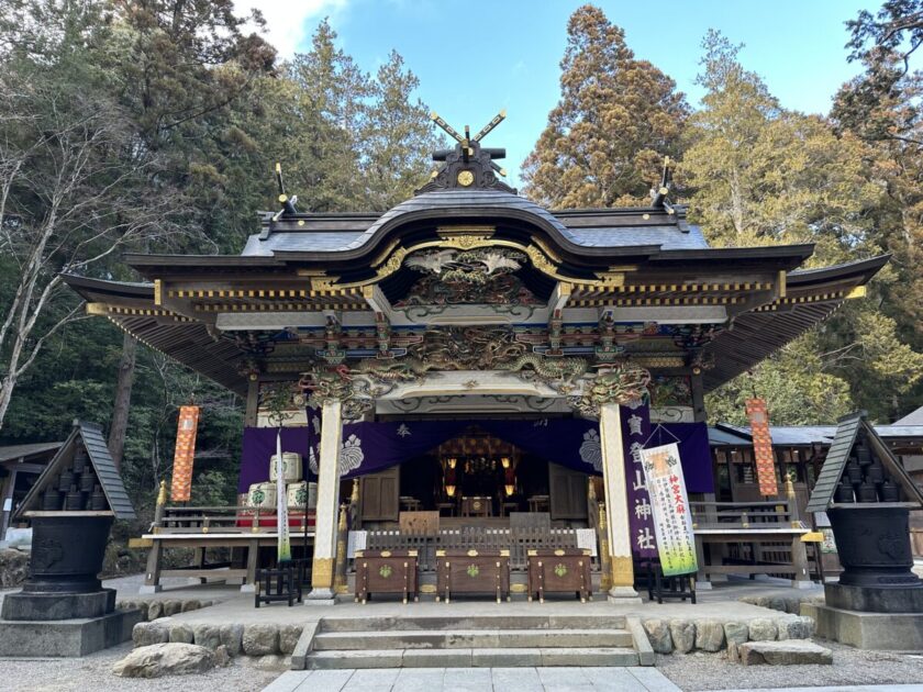宝登山神社の拝殿