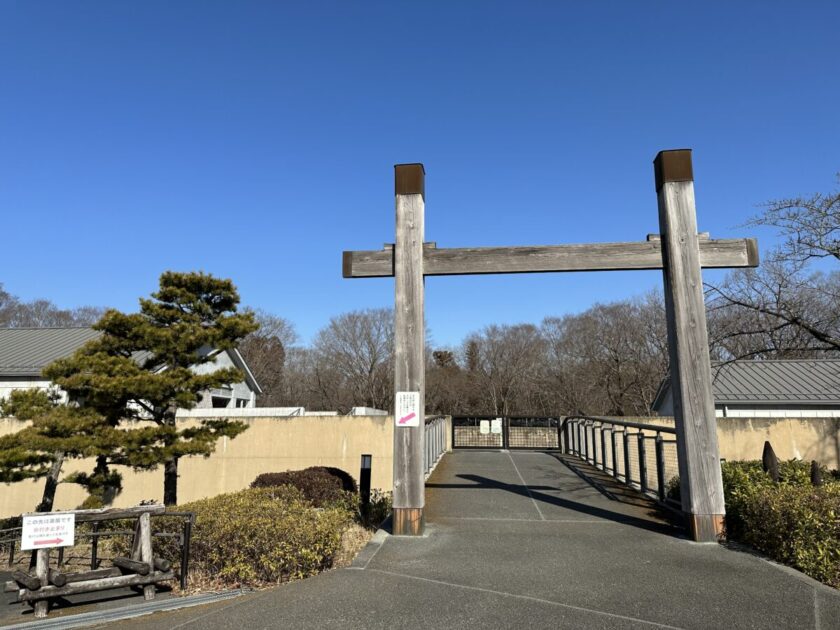 鉢形城歴史館の入口鳥居