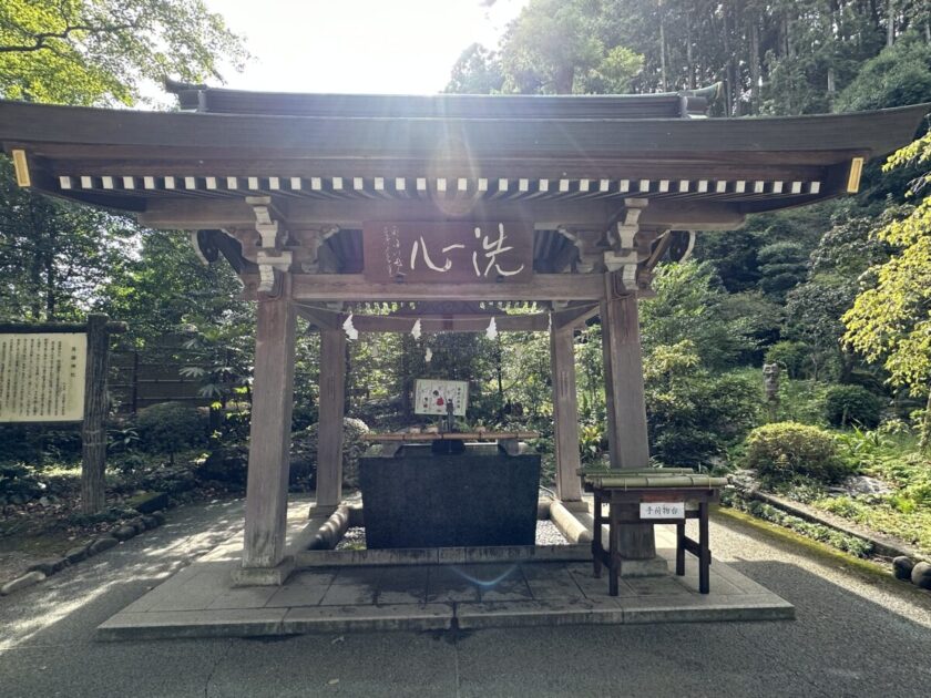 高麗神社手水舎