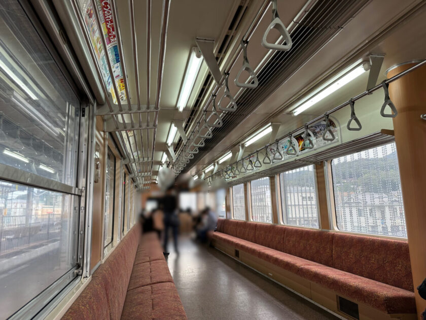 わたらせ渓谷鉄道座席