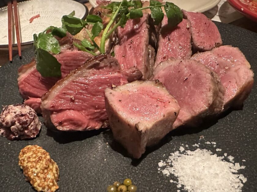 肉ビストロ灯 塊肉盛り合わせ3種