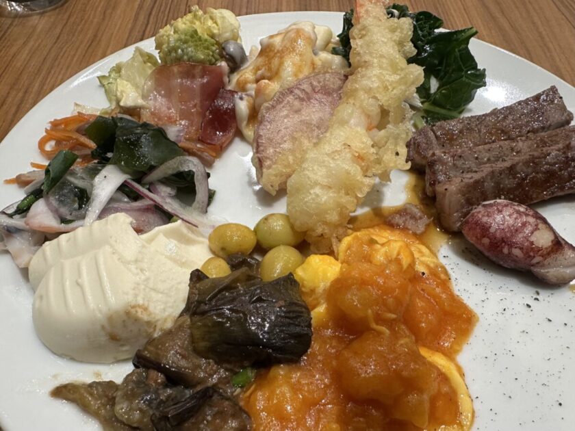 ホテル華の湯食事　バイキング