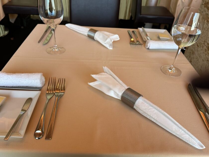 銀座シェ・トモ