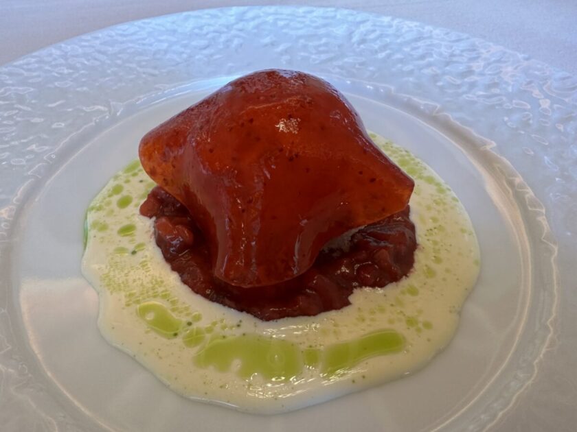 いちごのバジルクリームアイス