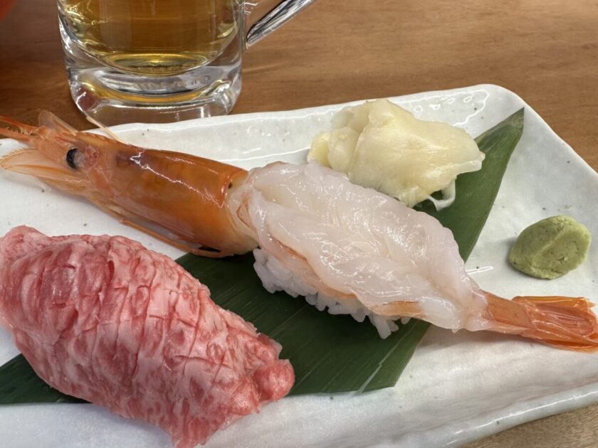 大阪食べ歩き 和牛とろ握り