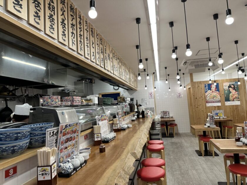 黒門寿し 店内